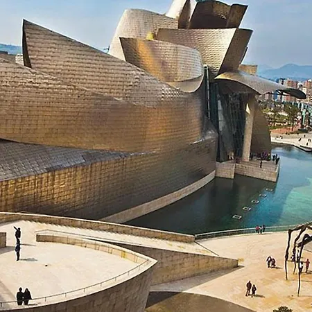 Bahia De アパート